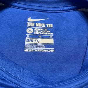 Nike long sleeve dry fit shirt, men’s size XL